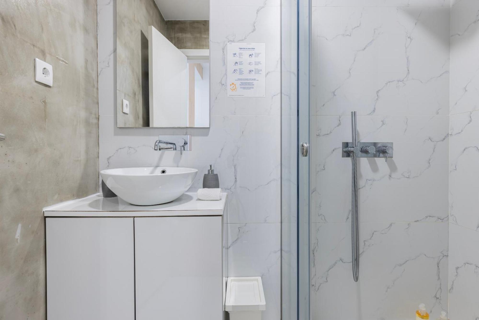 Apartamento Moderno Com Terraco リスボン エクステリア 写真